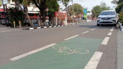 Jalur Sepeda Jadi Lahan Parkir, Dishub Cianjur Dipertanyakan