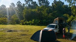 Camping di Tengah Pesona Alam Sukakarya, Wisata Petualangan yang Bikin Betah