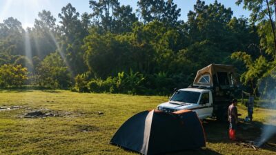 Camping di Tengah Pesona Alam Sukakarya, Wisata Petualangan yang Bikin Betah