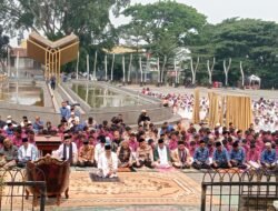 Ribuan Umat Muslim Salat Istisqa di Alun-alun Cianjur, Wabup Ramzy : Bentuk Ihtiar