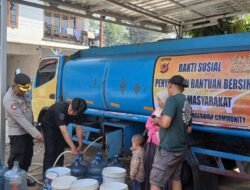 Kekeringan Melanda Cimanggu, Polres Cianjur dan Ngerayap Salurkan 8.000 Liter Air Bersih