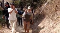 Tiga Kilometer dalam Tandu, Perjuangan Erik Setiawan Melawan TB Tulang