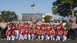 Kapolres Cianjur AKBP Dr. A. Alexander Yurikho Hadi bersama jajaran dan tim Pocil Polres Cianjur dalam kegiatan pelepasan peserta Lomba Polisi Cilik Tingkat Polda Jabar 2026.