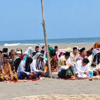 Warga Kertajadi Gelar Salat Istisqa di Pantai Ciwidig, Berharap Hujan Segera Turun