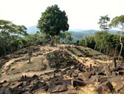 Situs Gunung Padang Terkendala Infrastruktur Penunjang 
