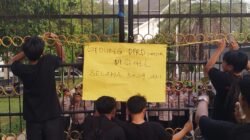 Aliansi BEM Cianjur Segel Gedung DPRD, Desak Enam Tuntutan Diteruskan ke Pusat