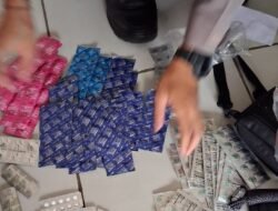 Pelanggaran Lalu Lintas Ungkap Ratusan Butir Obat yang Dibawa Dua Pemuda