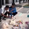 Make-Up Siswa Dimusnahkan di Lapangan, SMAN 1 Pacet Cianjur Ungkap Alasannya