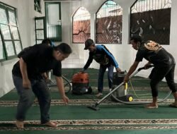 Dari Kepedulian Menjadi Ibadah, Ngerayap Community Kembali Gelar Aksi Bersih-Bersih Masjid