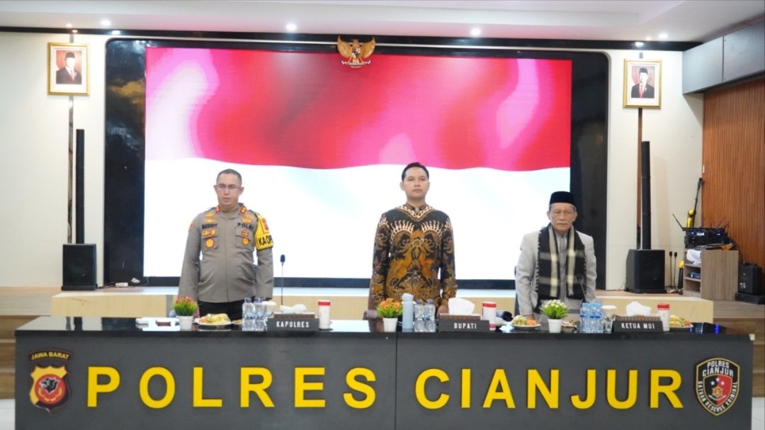 Teks: Bupati dan Kapolres Cianjur membahas persiapan Pilkades Serentak 2026.