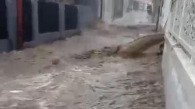 Banjir Terjang Desa Ciherang Pacet, Puluhan Rumah Terancam