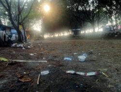 Sampah Berserakan di Pantai Ciwidig, Ke Mana Pendapatan Tiket Wisata?